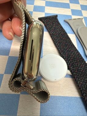 Apple Watch Series 4 44mm Gold Stainless Steel GPS + Cellular + 3 Bands + Charge
